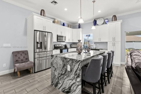 Villa ou maison à vendre à Port St. Lucie, Floride: 4 chambres, 183.57 m2 № 2039147 - photo 14