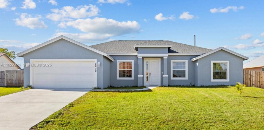 Villa ou maison à Port St. Lucie, Floride 4 chambres, 183.57 m2 № 2039147