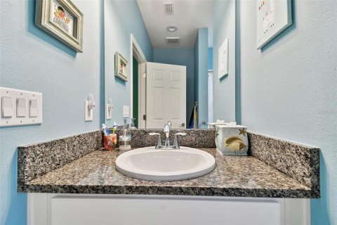 House in Apollo Beach, Florida 5 bedrooms, 397.44 sq.m. № 1434353 - photo 30
