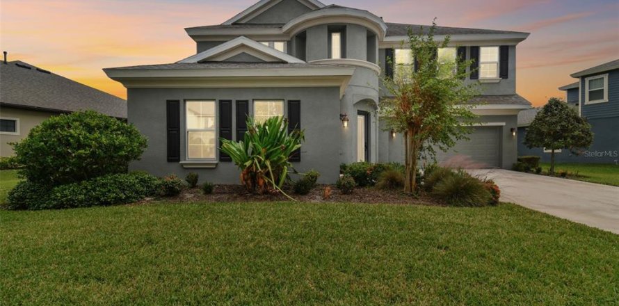 House in Apollo Beach, Florida 5 bedrooms, 397.44 sq.m. № 1434353