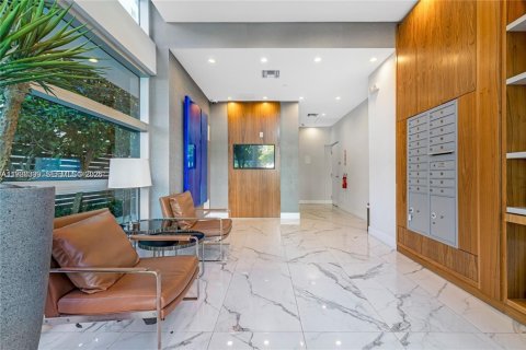 Снять в аренду квартиру в Бей-Харбор-Айлендс, Флорида 2 спальни, 87.89м2, № 2050113 - фото 15