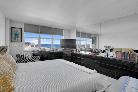 Condominio en venta en Hillsboro Beach, Florida, 2 dormitorios, 123.56 m2 № 2034612 - foto 30