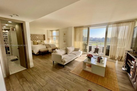 Copropriété à vendre à Aventura, Floride: 3 chambres, 265.24 m2 № 2038838 - photo 25