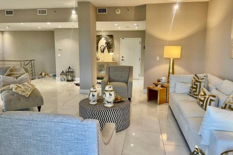 Copropriété à vendre à Aventura, Floride: 3 chambres, 265.24 m2 № 2038838 - photo 6