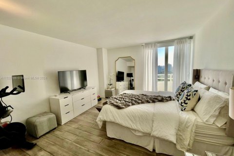 Copropriété à vendre à Aventura, Floride: 3 chambres, 265.24 m2 № 2038838 - photo 17