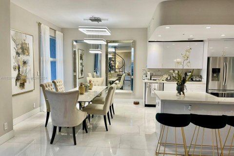 Copropriété à vendre à Aventura, Floride: 3 chambres, 265.24 m2 № 2038838 - photo 10