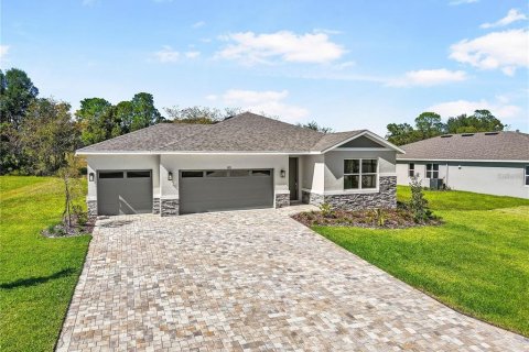 Villa ou maison à vendre à Weeki Wachee, Floride: 4 chambres, 193.24 m2 № 2437370 - photo 2