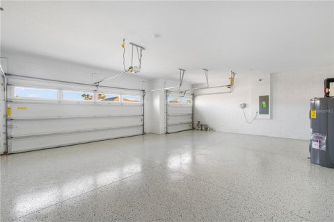Villa ou maison à vendre à Weeki Wachee, Floride: 4 chambres, 193.24 m2 № 2437370 - photo 15