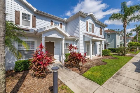 Townhouse in Kissimmee, Florida 3 bedrooms, 120.77 sq.m. № 1675275 - photo 3