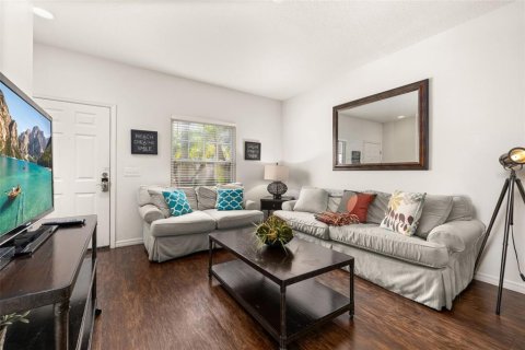 Townhouse in Kissimmee, Florida 3 bedrooms, 120.77 sq.m. № 1675275 - photo 5