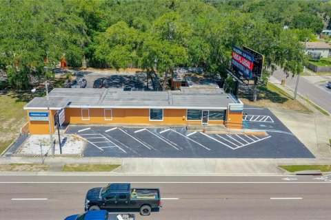 Propiedad comercial en alquiler en Largo, Florida, 298.49 m2 № 792118 - foto 6
