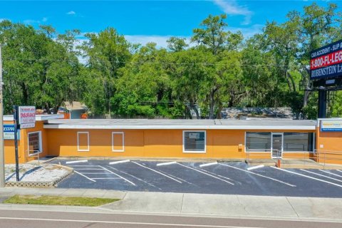 Propiedad comercial en alquiler en Largo, Florida, 298.49 m2 № 792118 - foto 7