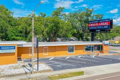 Propiedad comercial en alquiler en Largo, Florida, 298.49 m2 № 792118 - foto 1