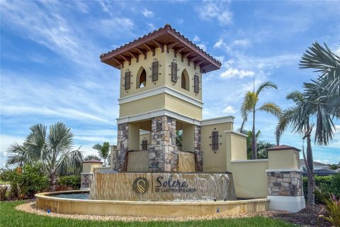 House in Lakewood Ranch, Florida 4 bedrooms, 191.01 sq.m. № 1824835 - photo 6