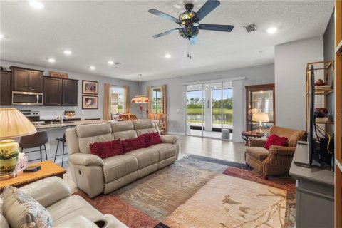 House in Lakewood Ranch, Florida 4 bedrooms, 191.01 sq.m. № 1824835 - photo 26