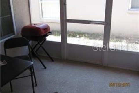 House in Davenport, Florida 3 bedrooms, 167.13 sq.m. № 2104992 - photo 11