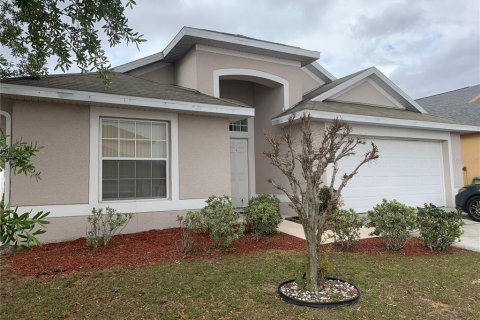 House in Davenport, Florida 3 bedrooms, 167.13 sq.m. № 2104992 - photo 3