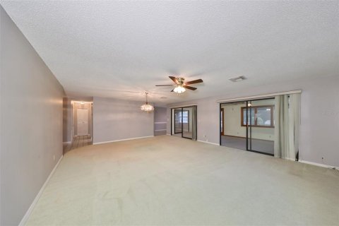 Casa en venta en Sun City Center, Florida, 2 dormitorios, 172.52 m2 № 1722723 - foto 7
