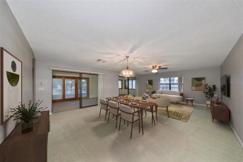 Casa en venta en Sun City Center, Florida, 2 dormitorios, 172.52 m2 № 1722723 - foto 5