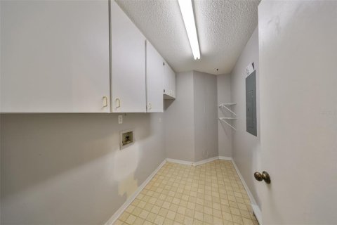 Casa en venta en Sun City Center, Florida, 2 dormitorios, 172.52 m2 № 1722723 - foto 30