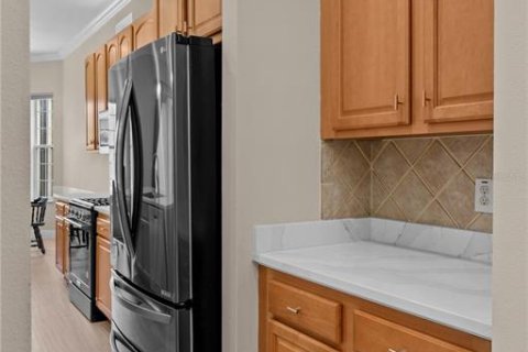 Casa en venta en Tampa, Florida, 4 dormitorios, 206.06 m2 № 1745066 - foto 11