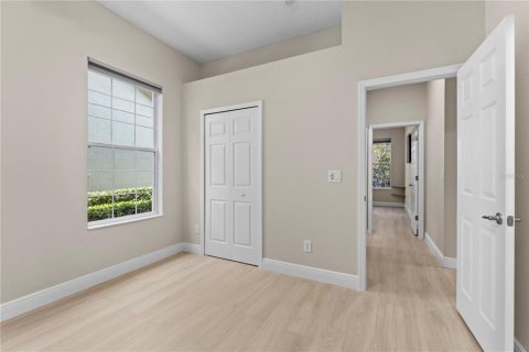 Casa en venta en Tampa, Florida, 4 dormitorios, 206.06 m2 № 1745066 - foto 30