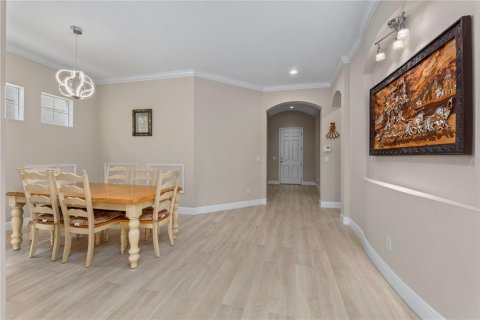 Casa en venta en Tampa, Florida, 4 dormitorios, 206.06 m2 № 1745066 - foto 15