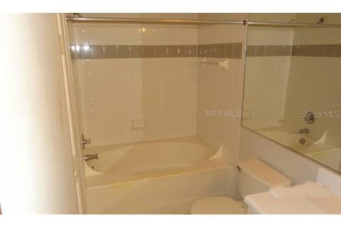 Condo in Tampa, Florida, 1 bedroom  № 1895217 - photo 4