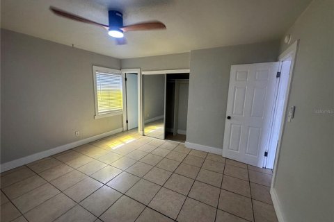 Apartamento en alquiler en Saint Petersburg, Florida, 1 dormitorio, 46.45 m2 № 2202348 - foto 9