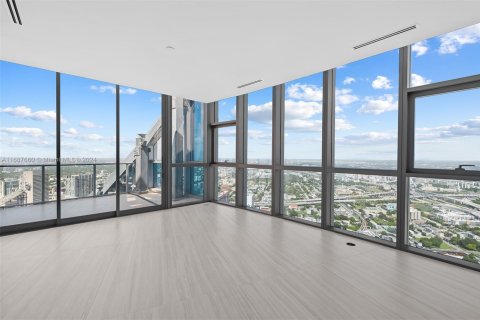 Condominio en venta en Miami, Florida, 4 dormitorios, 485.41 m2 № 1984805 - foto 9