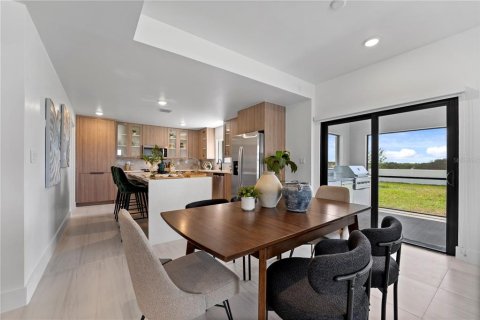 Villa ou maison à vendre à Mascotte, Floride: 4 chambres, 202.34 m2 № 1869580 - photo 3