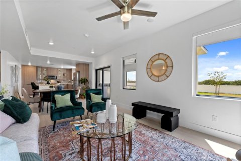 Villa ou maison à vendre à Mascotte, Floride: 4 chambres, 202.34 m2 № 1869580 - photo 4