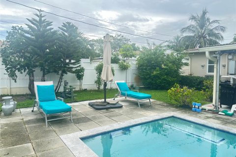 Villa ou maison à louer à Hollywood, Floride: 4 chambres, 128.67 m2 № 1898116 - photo 5