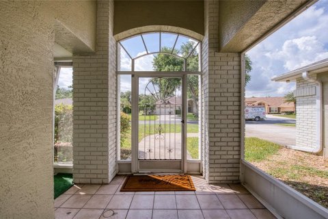 House in Weeki Wachee, Florida 3 bedrooms, 220.55 sq.m. № 2201767 - photo 6
