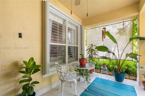 Casa en venta en Pembroke Pines, Florida, 3 dormitorios, 184.97 m2 № 2084898 - foto 21