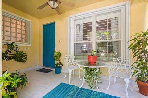 Casa en venta en Pembroke Pines, Florida, 3 dormitorios, 184.97 m2 № 2084898 - foto 20