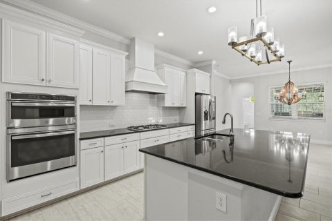 House in Venice, Florida 5 bedrooms, 346.25 sq.m. № 1825223 - photo 11