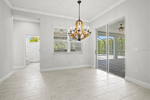 House in Venice, Florida 5 bedrooms, 346.25 sq.m. № 1825223 - photo 18