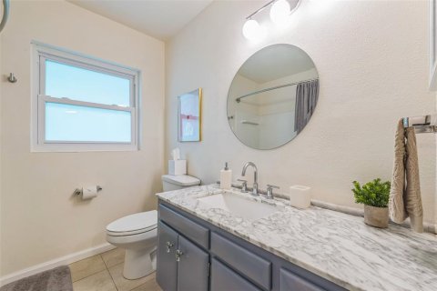 House in Clearwater, Florida 2 bedrooms, 124.21 sq.m. № 1774900 - photo 28