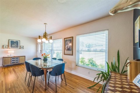 House in Clearwater, Florida 2 bedrooms, 124.21 sq.m. № 1774900 - photo 12