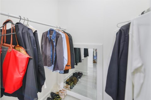 Купить кондоминиум в Халландейл-Бич, Флорида 2 спальни, 115.2м2, № 2032259 - фото 17