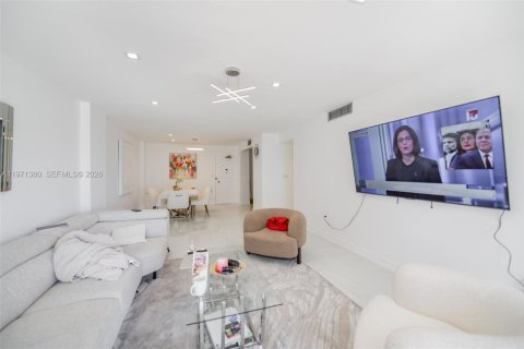 Купить кондоминиум в Халландейл-Бич, Флорида 2 спальни, 115.2м2, № 2032259 - фото 7