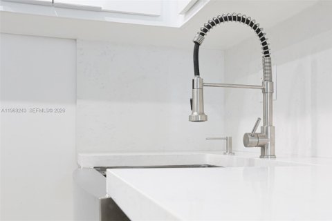 Снять в аренду кондоминиум в Майами-Бич, Флорида 1 спальня, 87.79м2, № 2030034 - фото 10