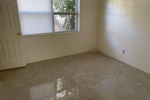 Casa en alquiler en Saint Petersburg, Florida, 3 dormitorios, 80.27 m2 № 2094681 - foto 7