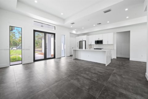 Casa en venta en Naples, Florida, 3 dormitorios № 2058830 - foto 7