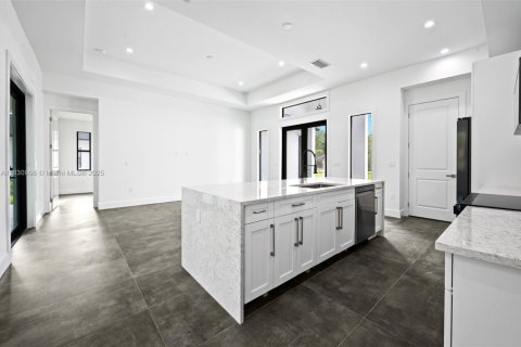 Casa en venta en Naples, Florida, 3 dormitorios № 2058830 - foto 9