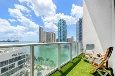 Condo in Miami, Florida, 1 bedroom  № 2256886