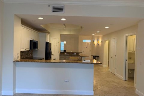 Condo in Lakewood Ranch, Florida, 2 bedrooms  № 2362673 - photo 13