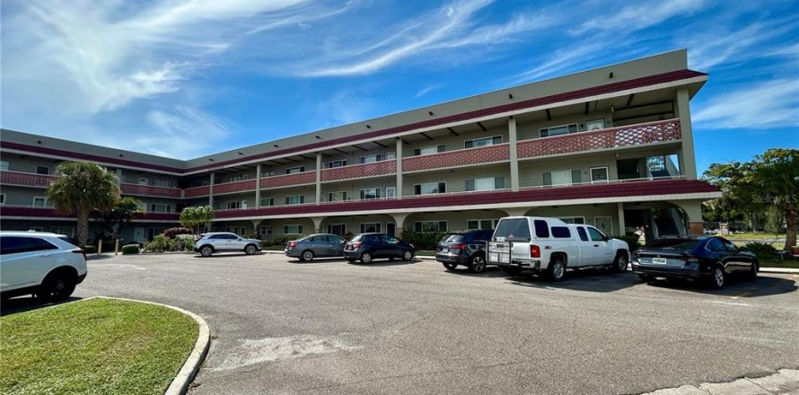 Condo à Clearwater, Floride, 2 chambres  № 2117589