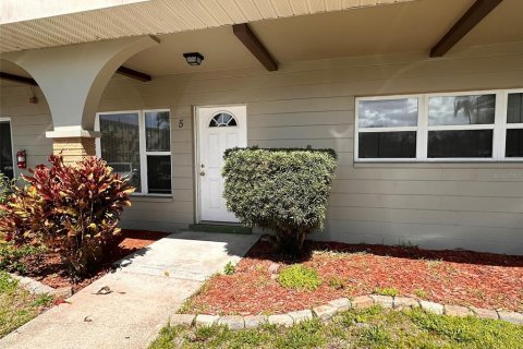 Copropriété à louer à Clearwater, Floride: 2 chambres, 130.06 m2 № 2117589 - photo 3